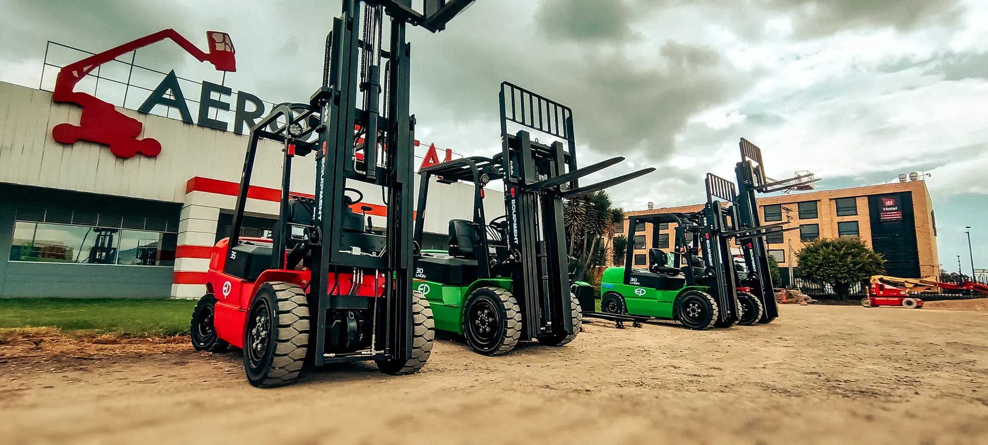 Plataformas de altura disponibles en Aerorental para alquiler